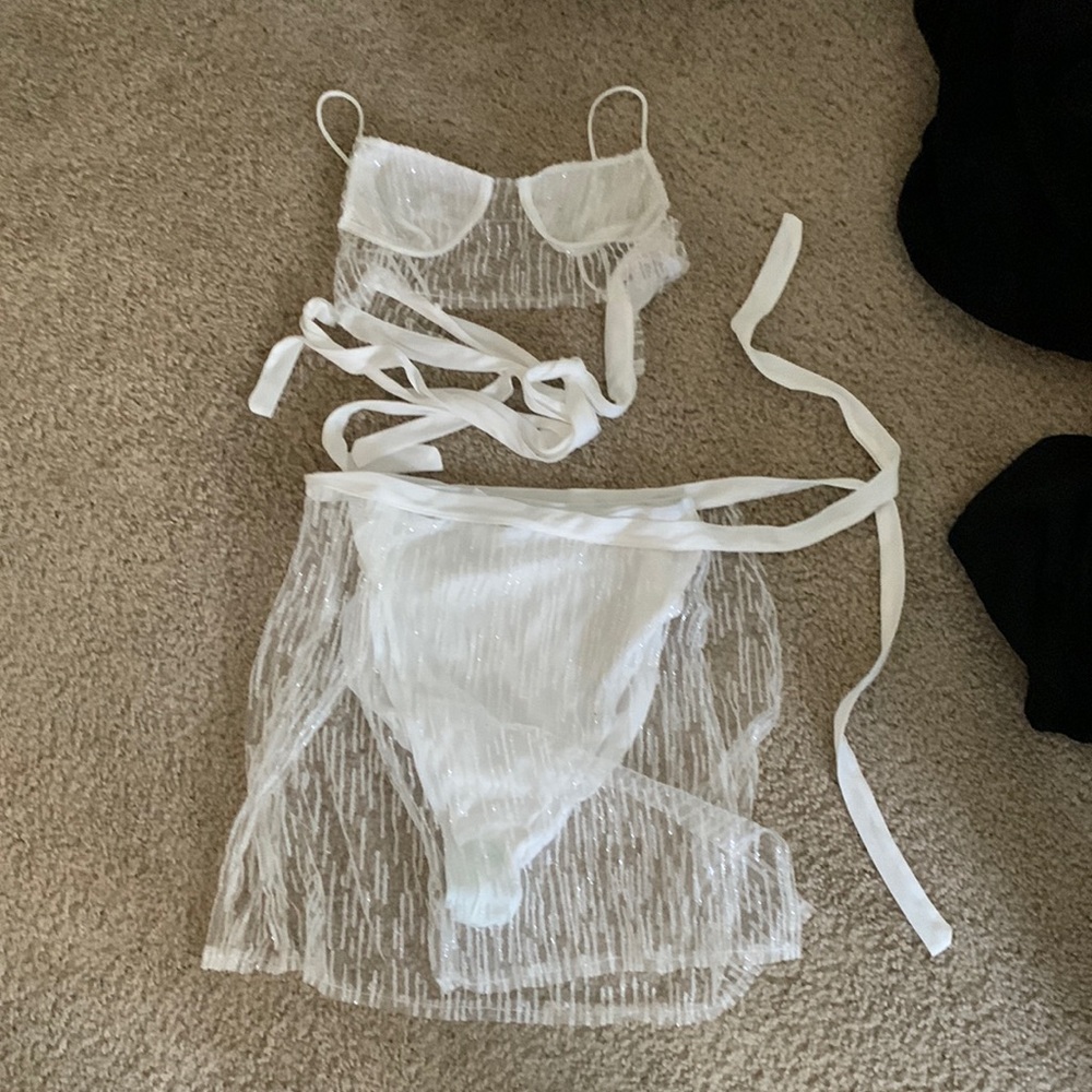 Lucy in the sky LA swim outfit